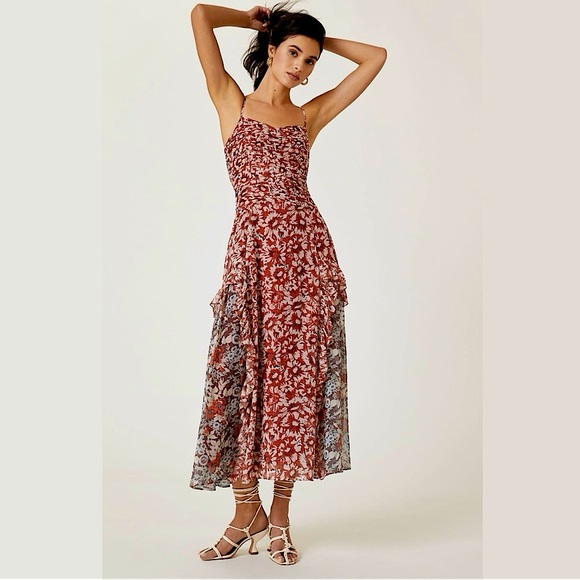 NWT Let Me Be Ruffled Midi Dress RED PINK FLORAL - SIZE M - Picture 2 of 5